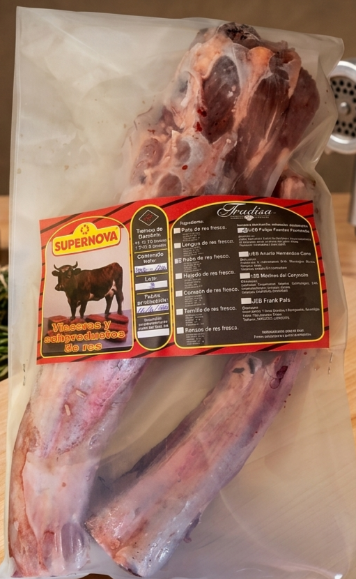 Rabo de res (900g-1 kg)